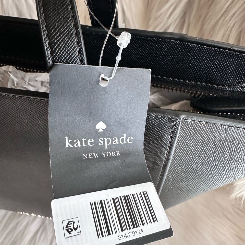 KATE SPADE ♠️ LEATHER TOTE - Picture 10 of 15